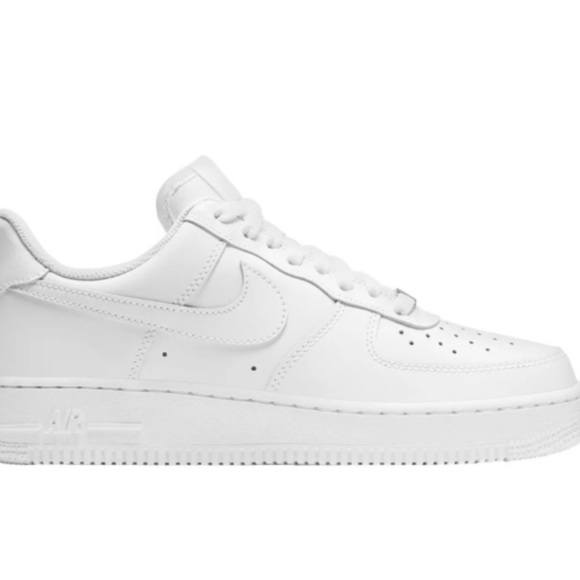 Nike Women's Air Force 1 '07 Shoes NWT - Picture 2 of 12